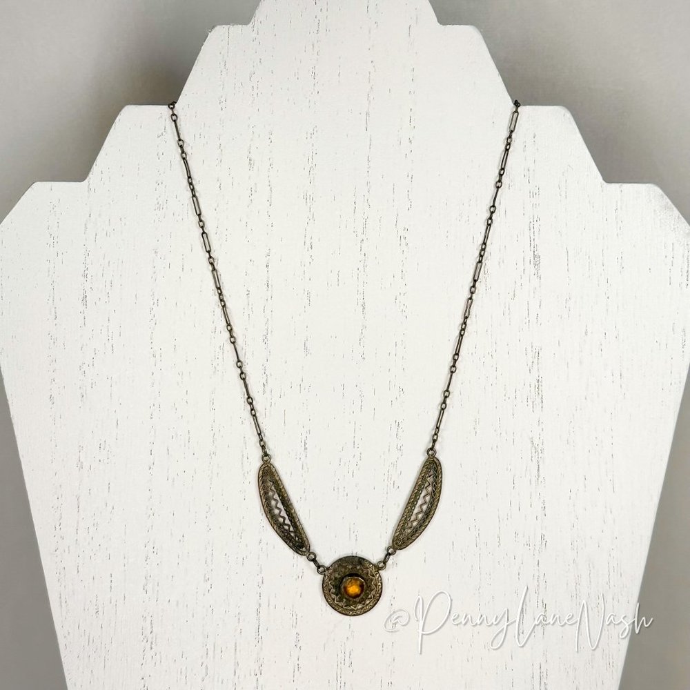 Vintage Brass Circle w/ Dual Feathers Festoon Necklace - Picture 1 of 3